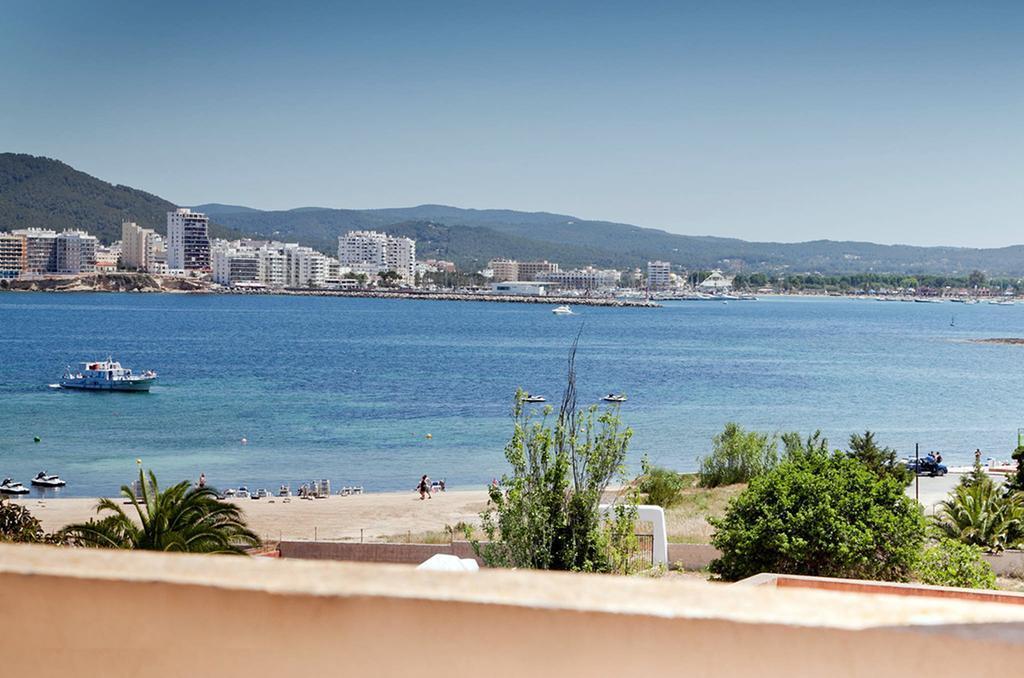 Apartamentos Blue Star (Adults Only) Sant Antoni de Portmany Exterior foto